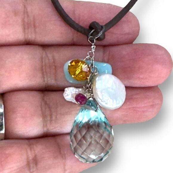 Bohemian Looks Necklace Glass & Pearl Beads Dangle Pendant Leather Cord - Picture 5 of 6